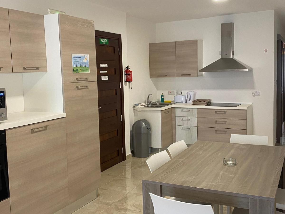 Sunrise Court Lägenhet Marsaskala Exteriör bild