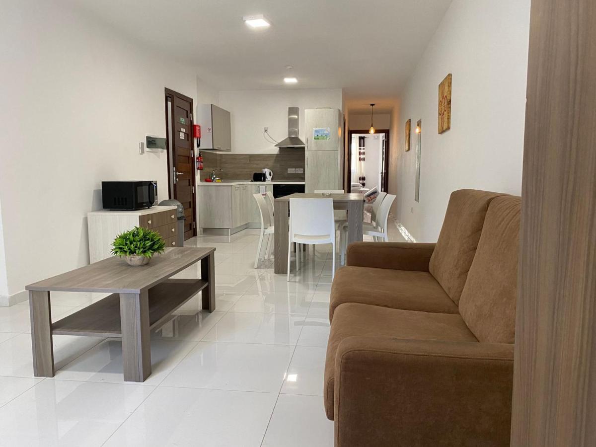 Sunrise Court Lägenhet Marsaskala Exteriör bild