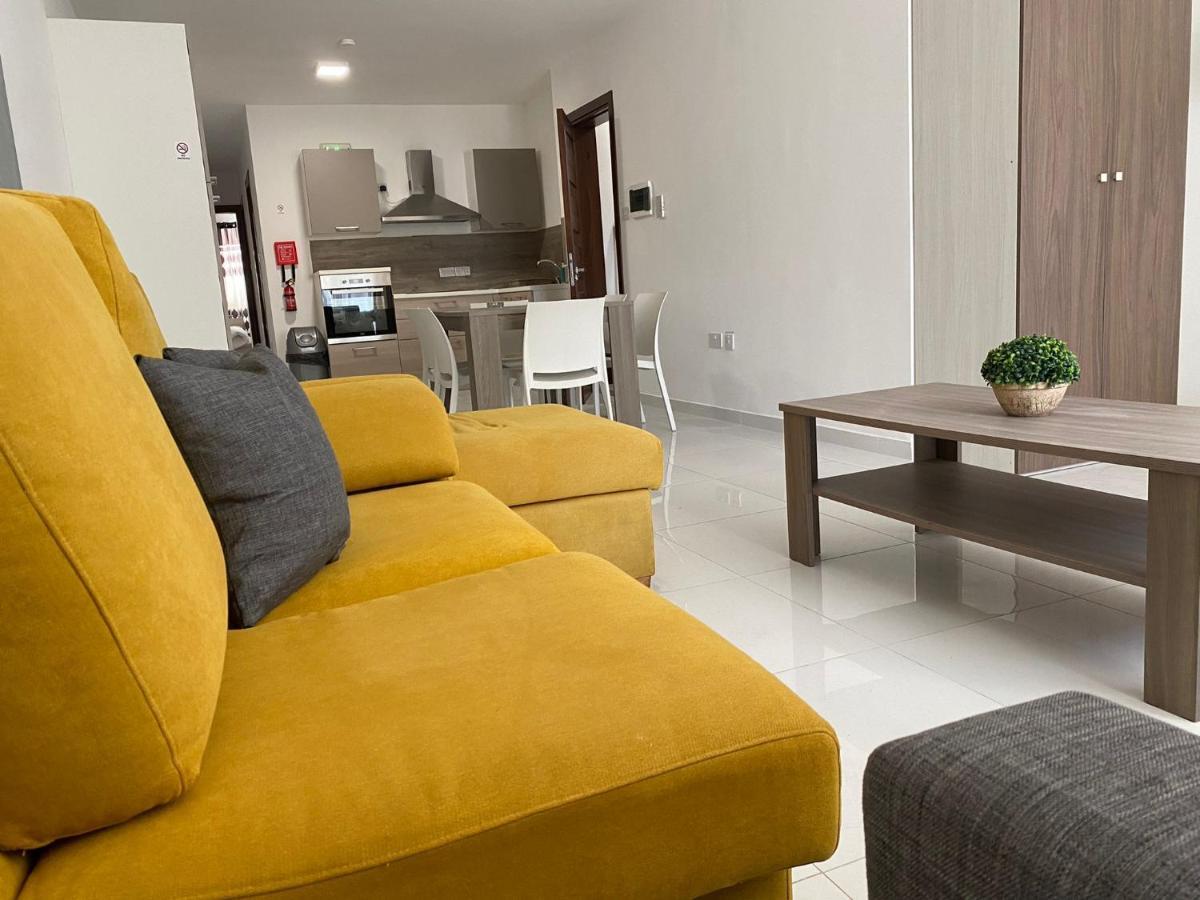 Sunrise Court Lägenhet Marsaskala Exteriör bild