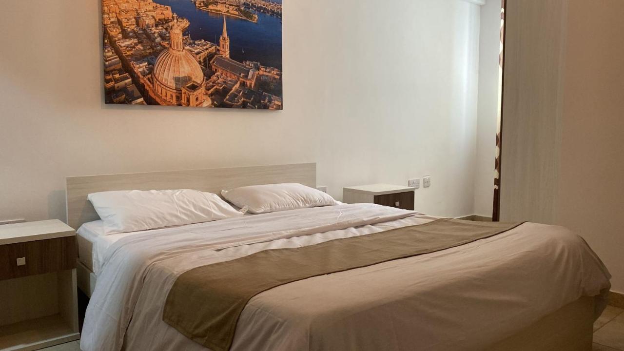 Sunrise Court Lägenhet Marsaskala Exteriör bild